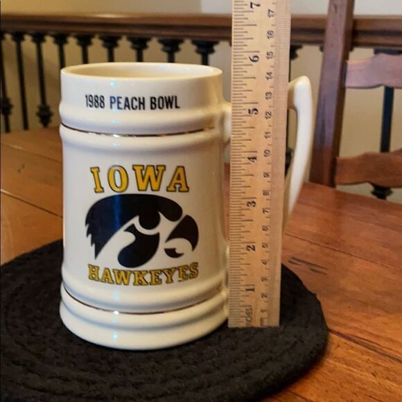 Vintage Iowa Hawkeye '88 Peach Bowl Stein - Picture 6 of 8